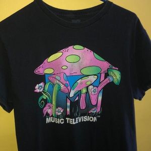 MTV shirt